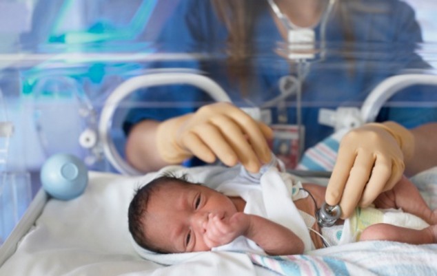 L’hospitalisation des bébés en néonatalogie